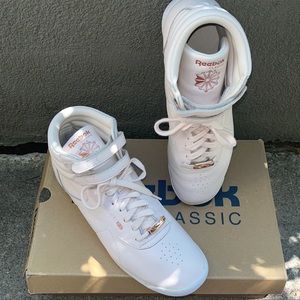 Retro 80’s Light Pink Reebok